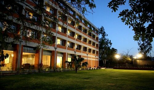 Отель Hariyali Resort