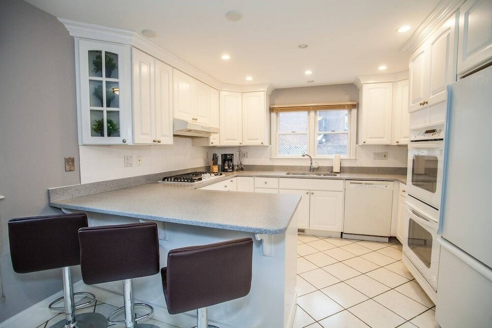 Фото Central Boston 5 Bed 2 Bath North End-sleeps 10