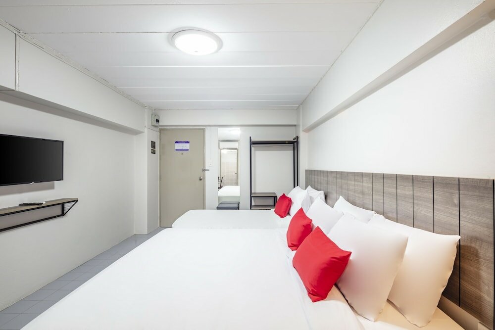 Фото Livotel Express Hotel Ramkhamhaeng 50