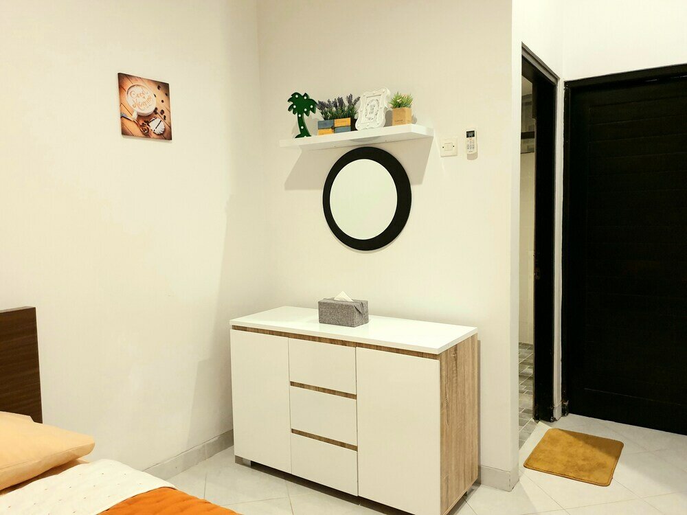 Фото Comfy Room in Piliau Residence