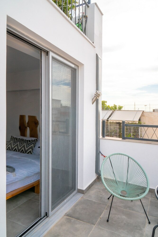 Фото Mythos Luxury Suites