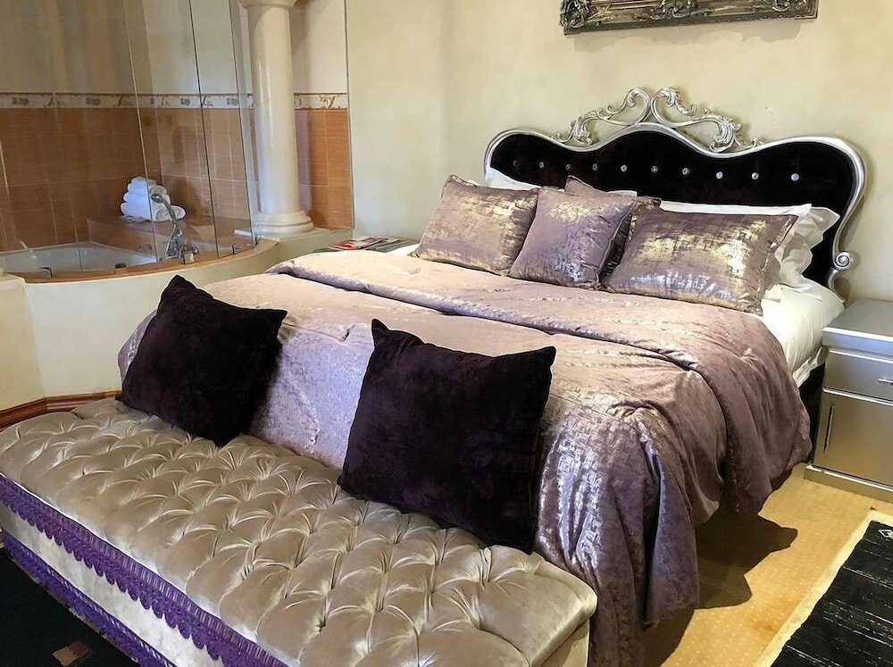 Фото Equestrian Royal Boutique Hotel & SPA