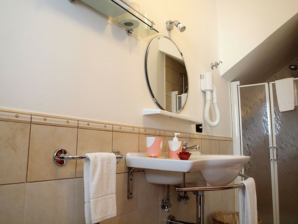 Фото L'incontro Suite B&b