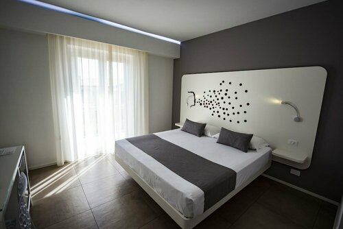 Гостиница Aether Suites Tropea