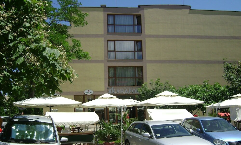 Фото Family Hotel Kandrovi