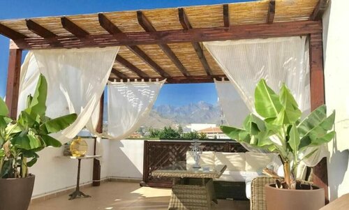 Внешний вид отеля Hostal Boutique Plaza Cantarero в Нерхе, фото 4