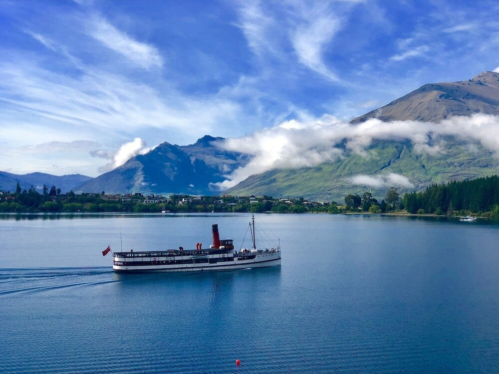 Фото Amazing Queenstown Guesthouse