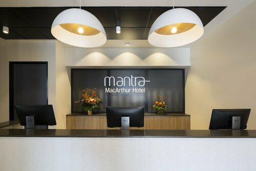 Гостиница Mantra MacArthur Hotel в Канберре