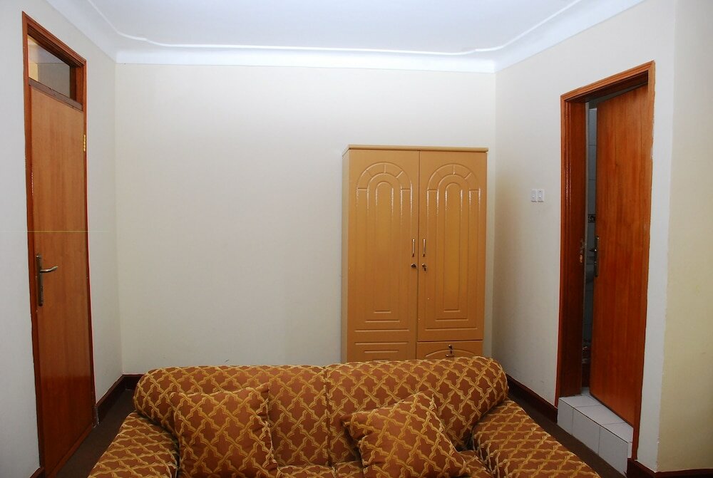 Фото Graceland Hotel & Gardens