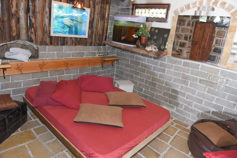 Фото Bet Hahalukim