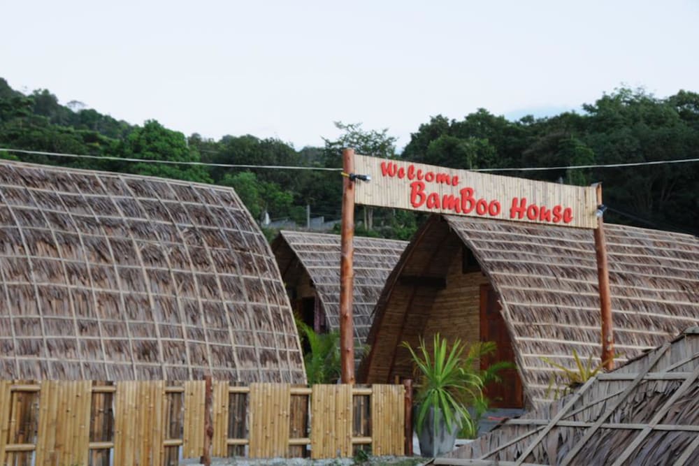 Фото Baan Maiphai Lanta