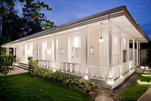 Гостиница Hotel Aguas Claras в Провинции Лимон