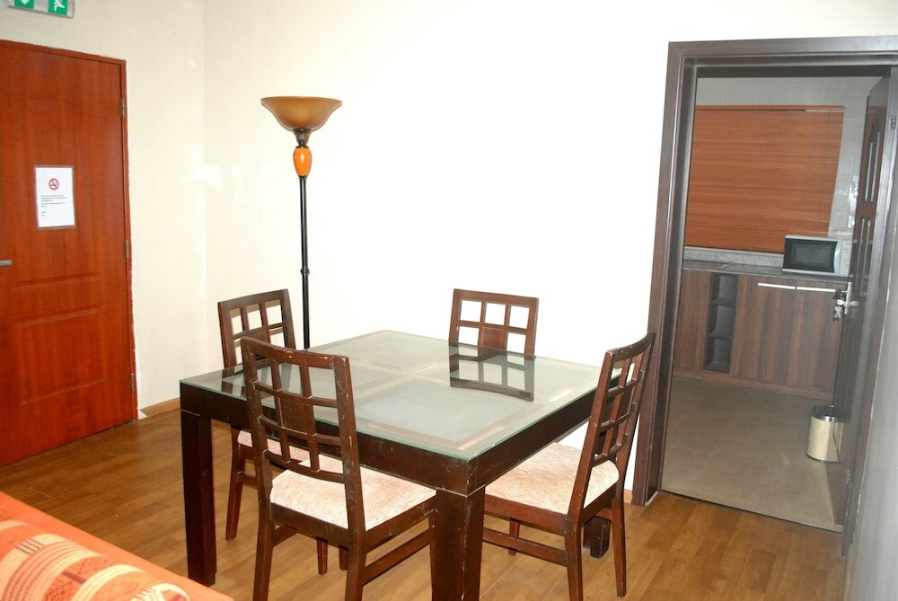 Фото Grand Inn & Suites