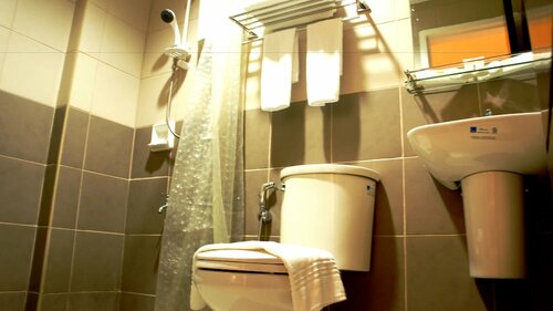 Гостиница Urbantel Hotel в Лусене