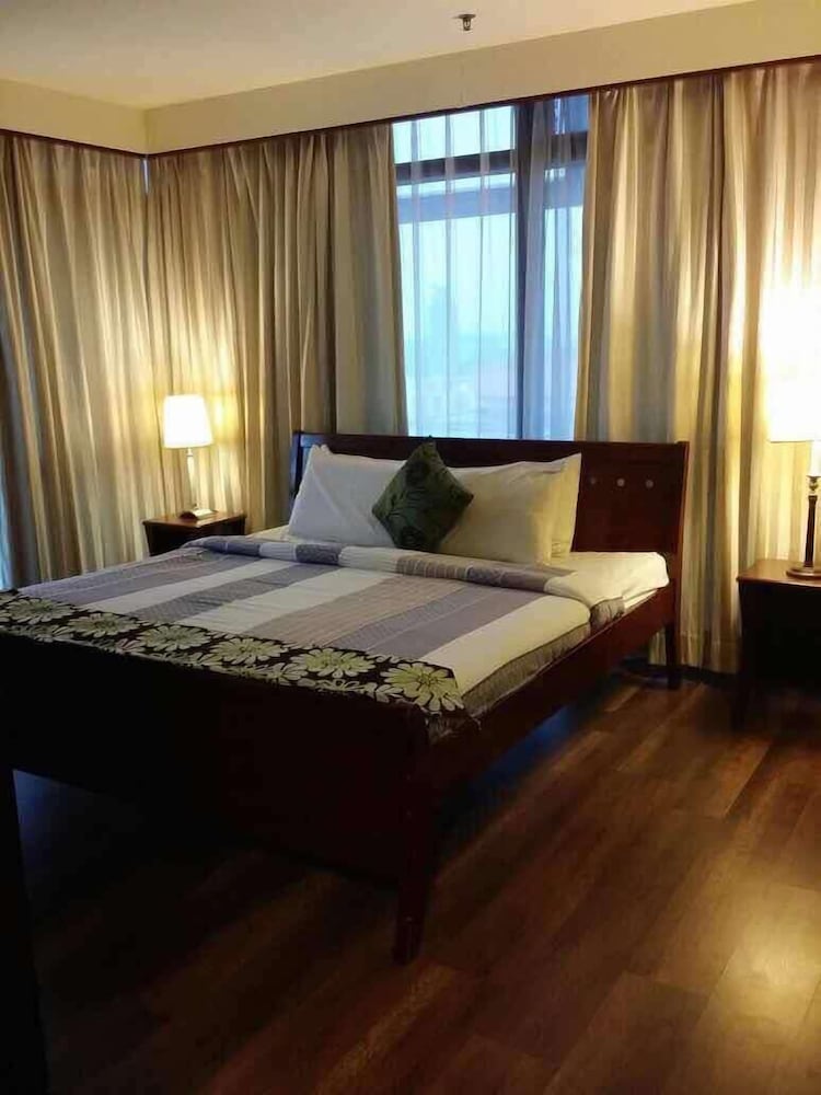 Фото Queens Service Suite at Times Square