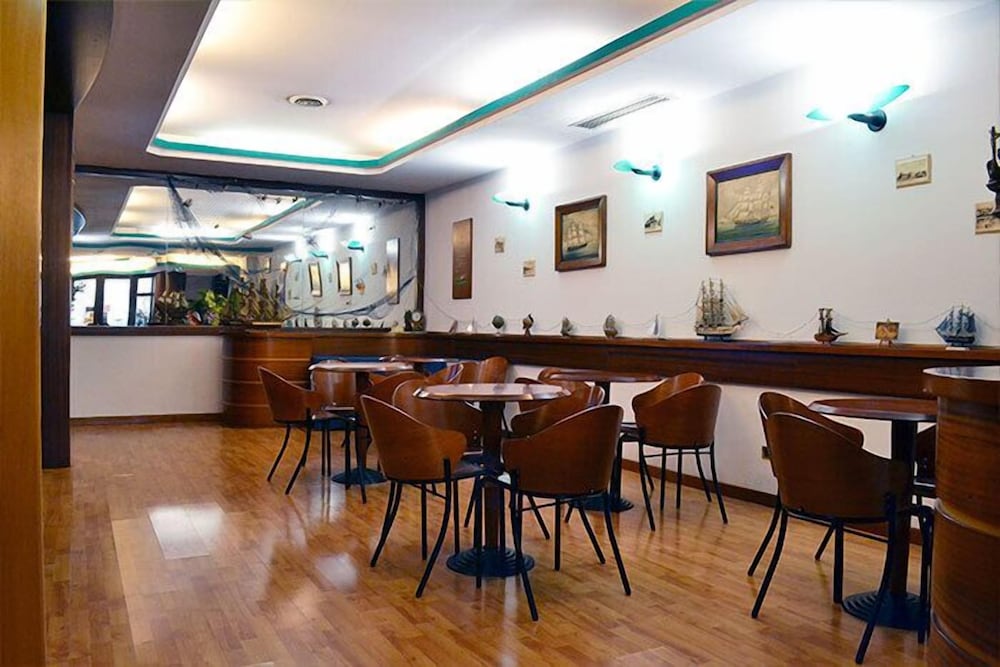 Фото Hotel La Bussola