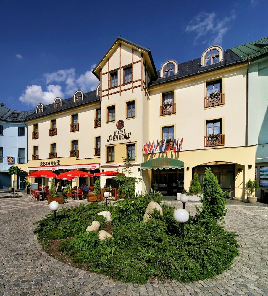 Фото Hotel Gendorf