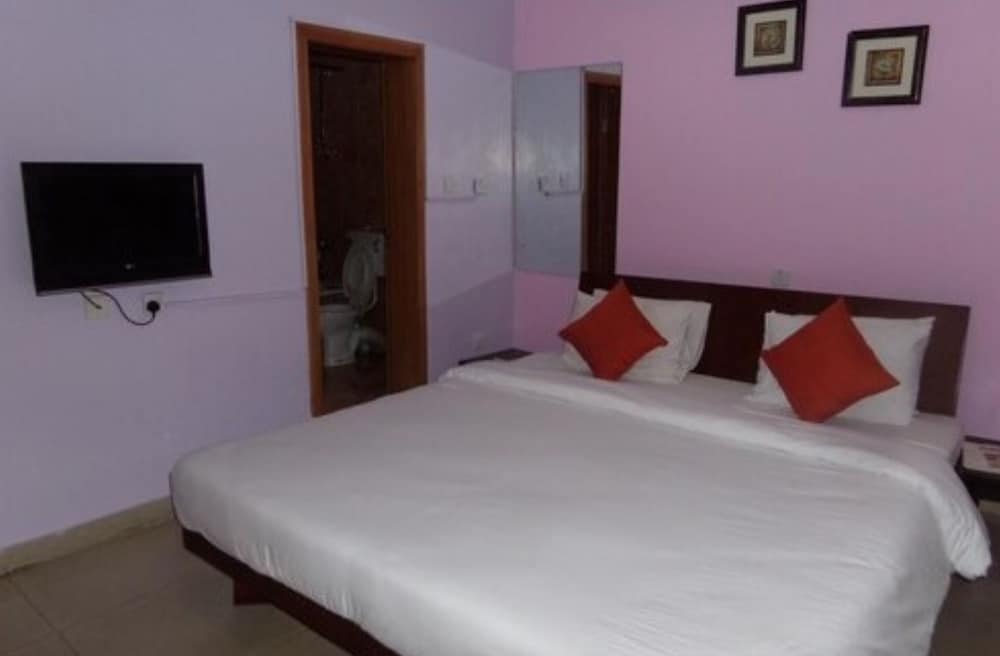 Фото Aes Luxury Apartments