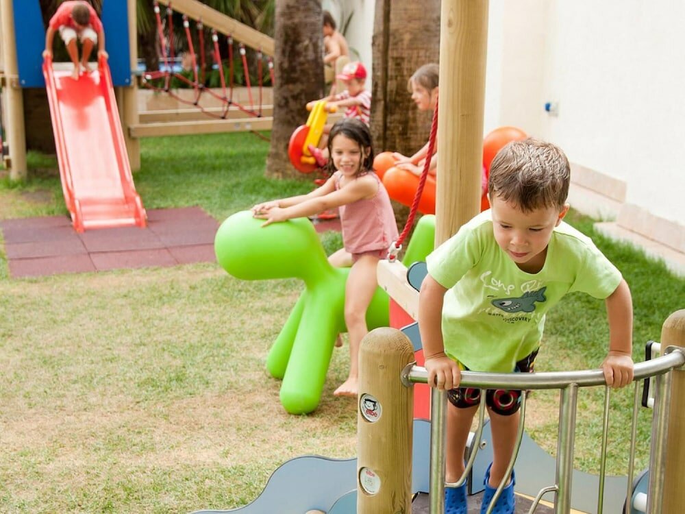 Фото Acacias Apartamentos Salou