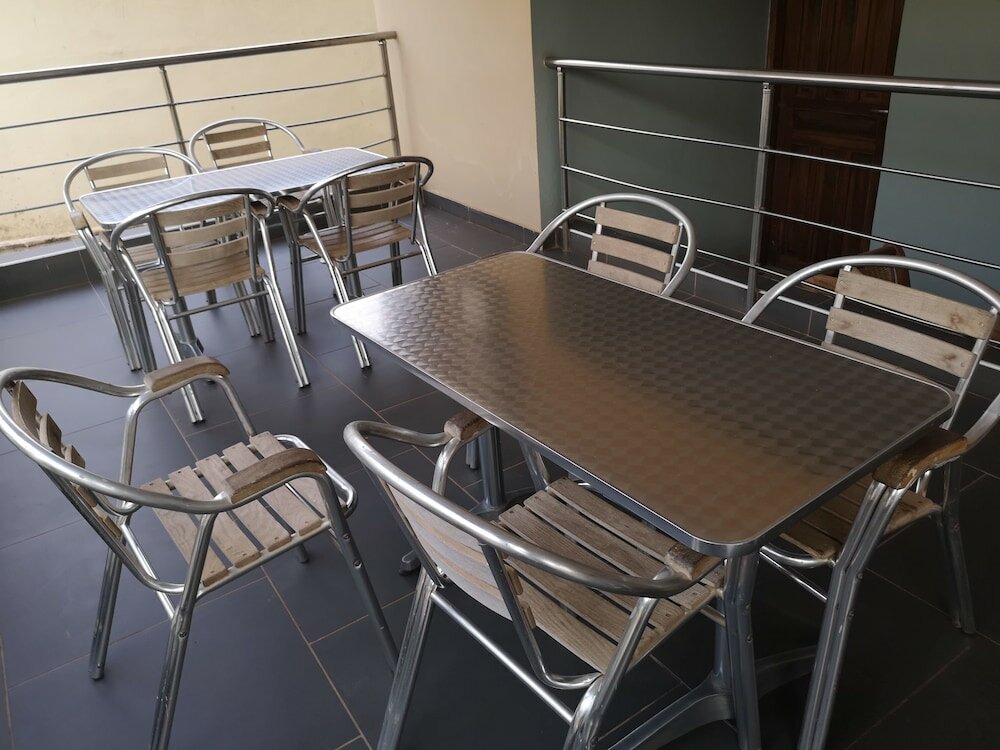 Фото The Golden Apple