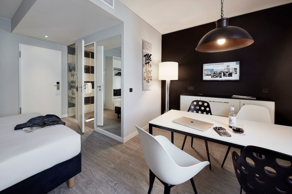 Фото Légère Express Bielefeld