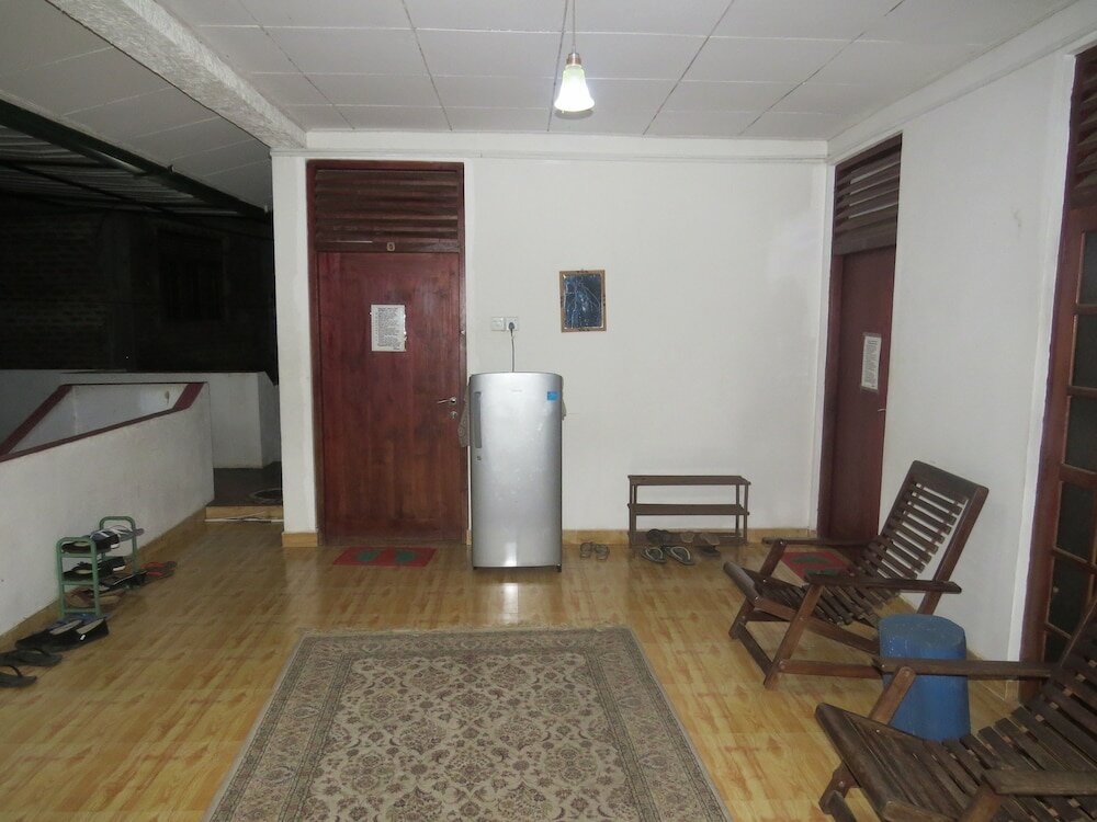 Фото Thisara Guest Hotel Rooms