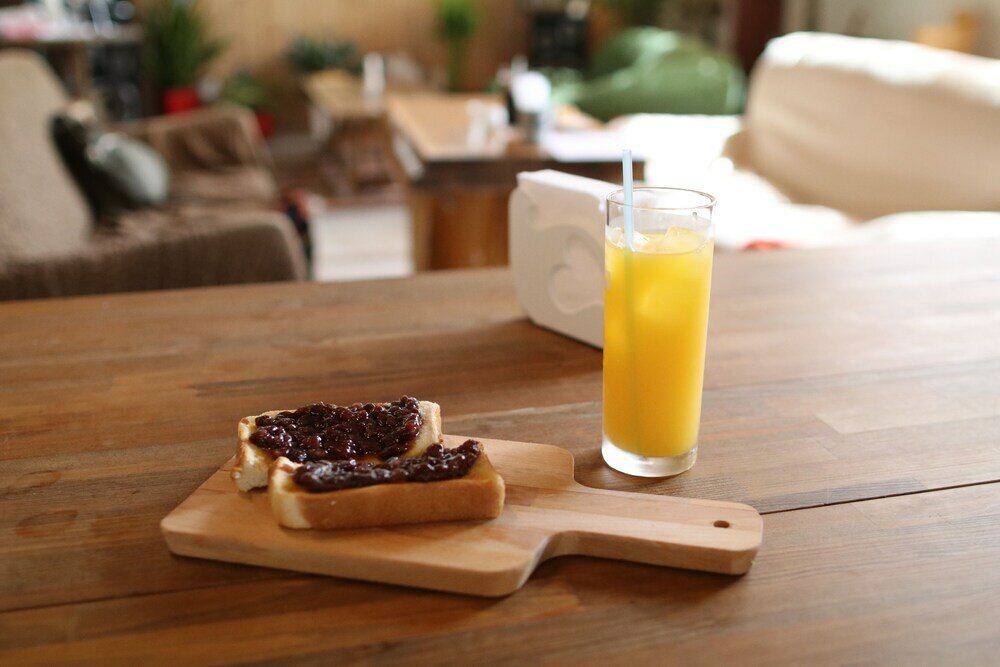 Фото Fan Aburatsu Sports Bar & Hostel