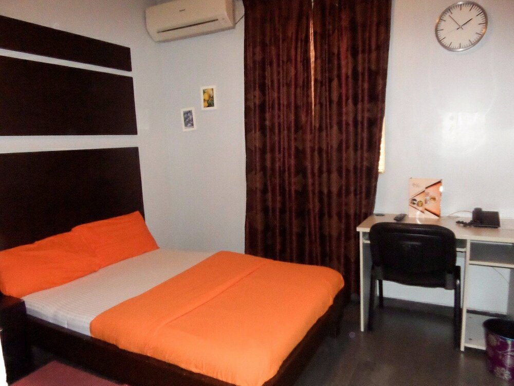 Фото Precinct Comfort Services, Yaba