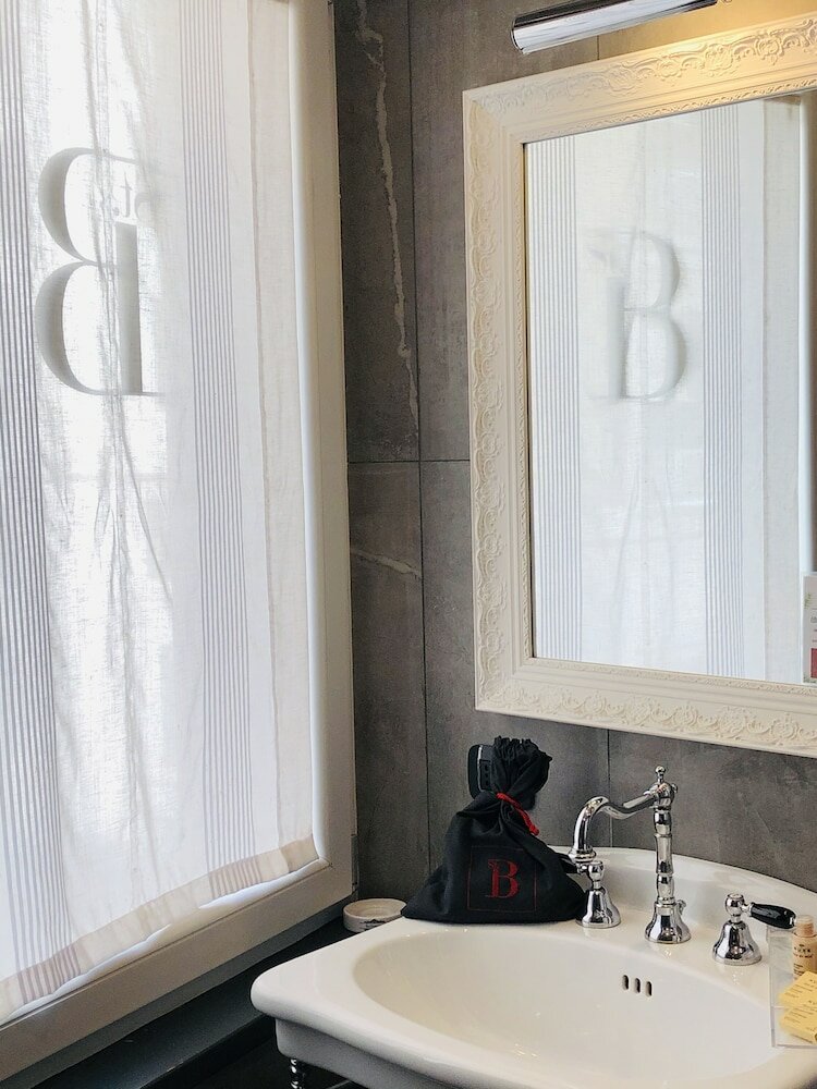 Фото Saint B Boutique Hotel Stb