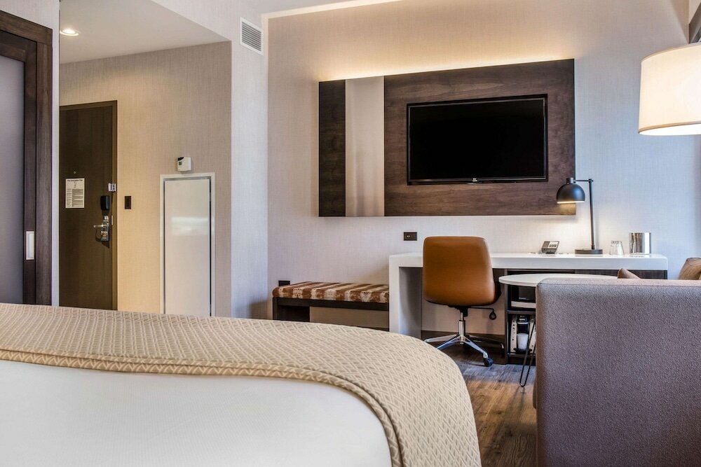 Фото Cambria Hotel Chicago Loop - Theatre District