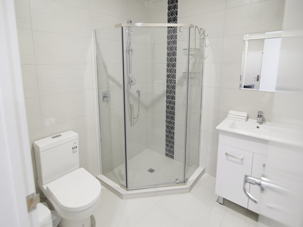 Фото Three Palms Lodge