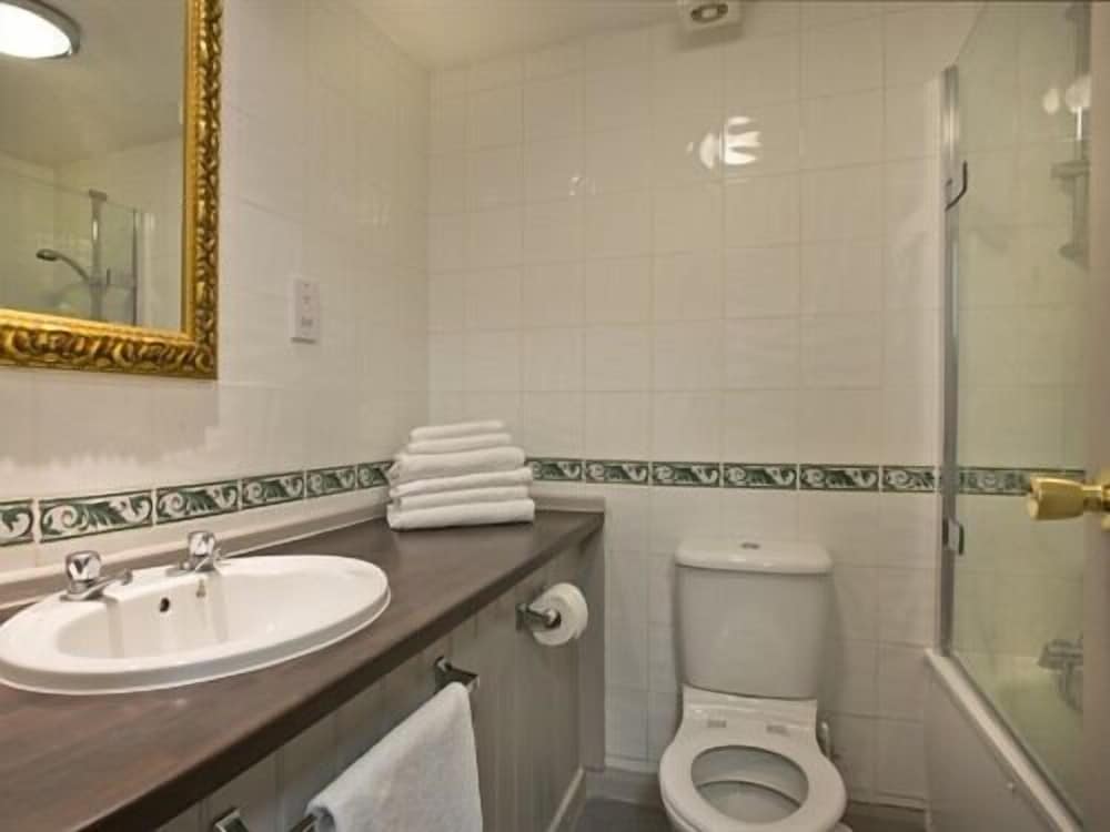 Фото The Goddard Arms