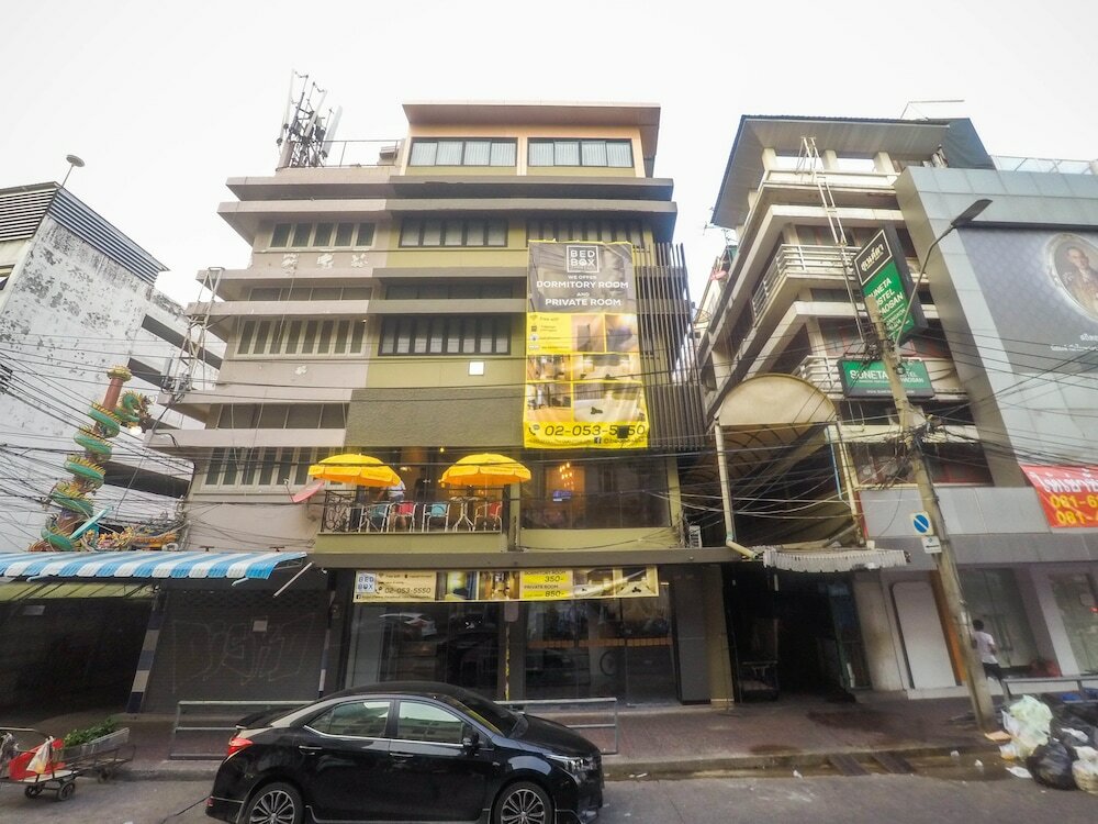 Фото отеля 2