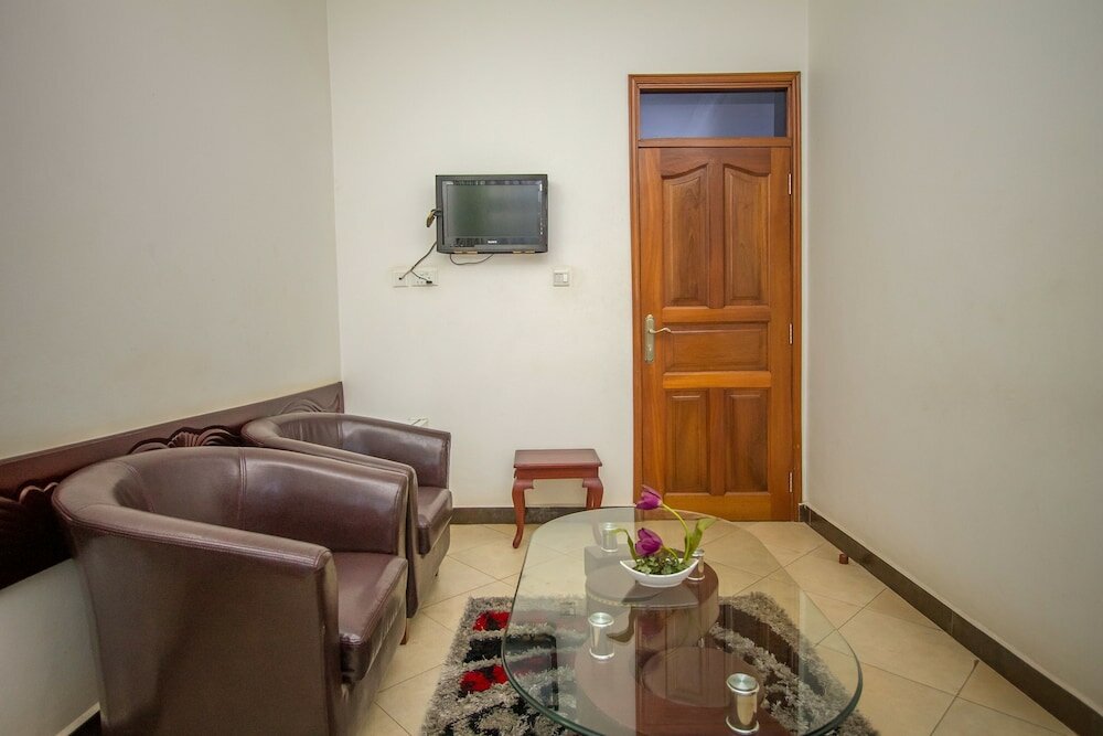 Фото Jevine Hotel