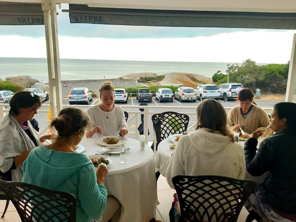 Фото Boulders Beach Hotel