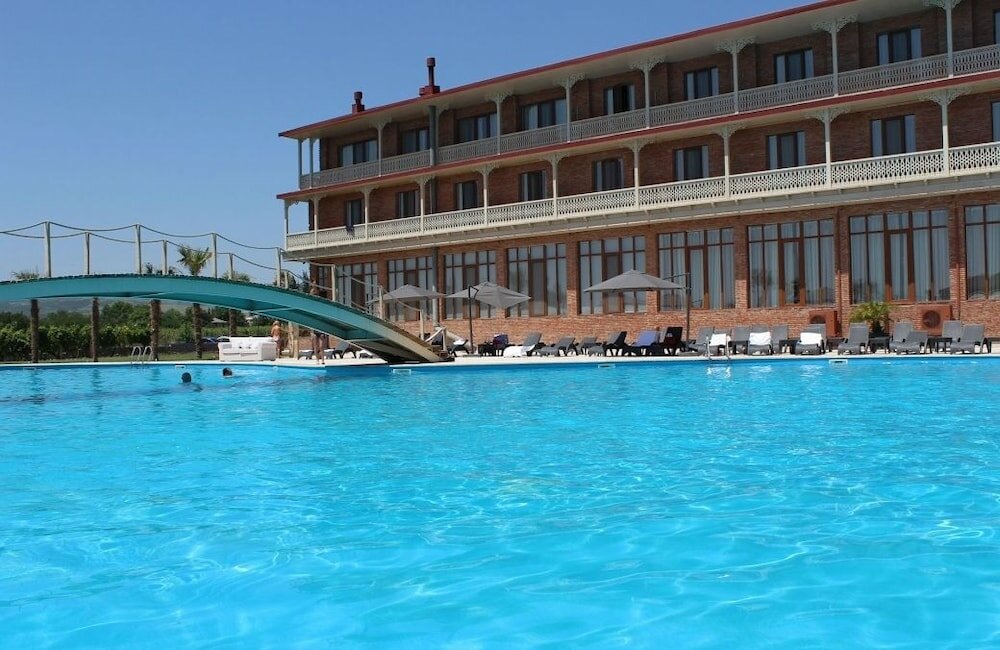 Фото Ambassadori Hotel