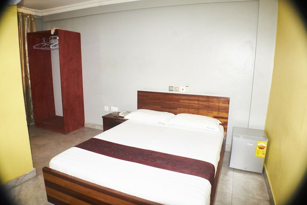 Фото Triple Hill Hotel