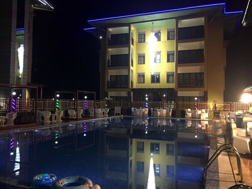 Фото отеля 3