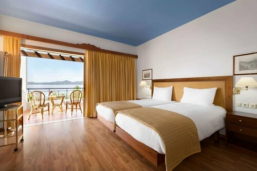 Гостиница Ramada by Wyndham Loutraki Poseidon Resort
