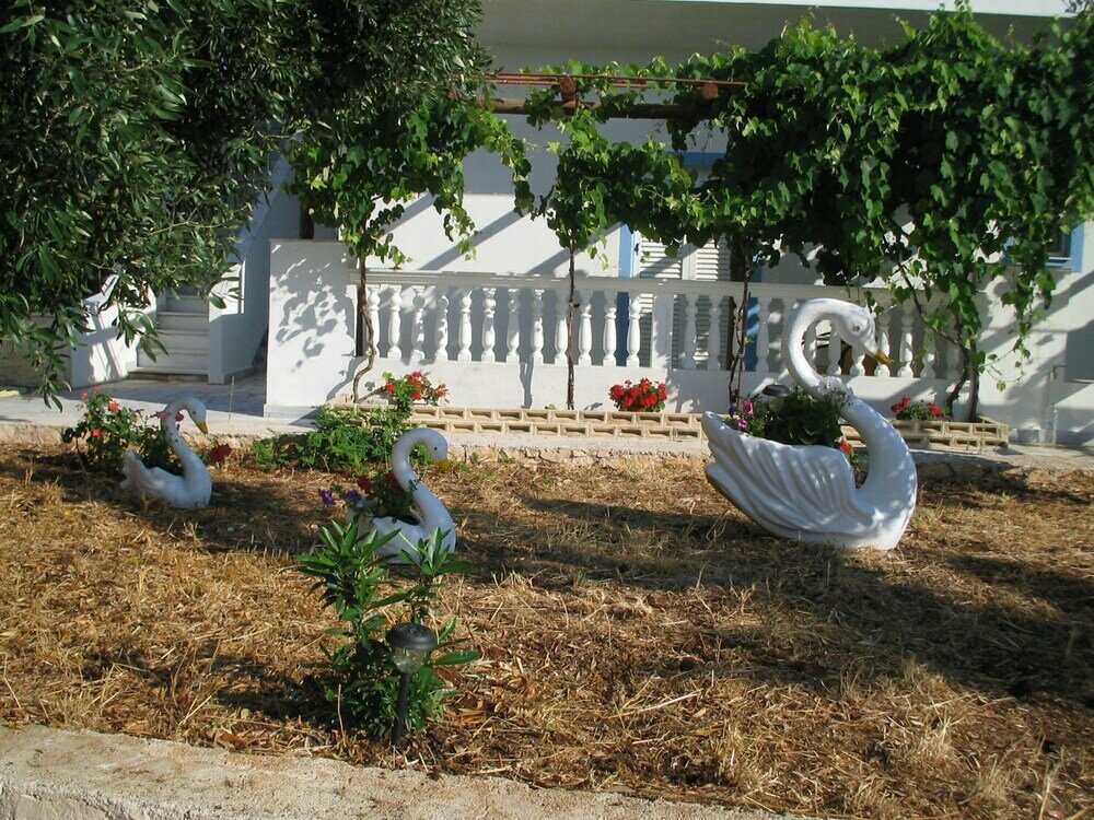 Фото Mikro Nisi Studios