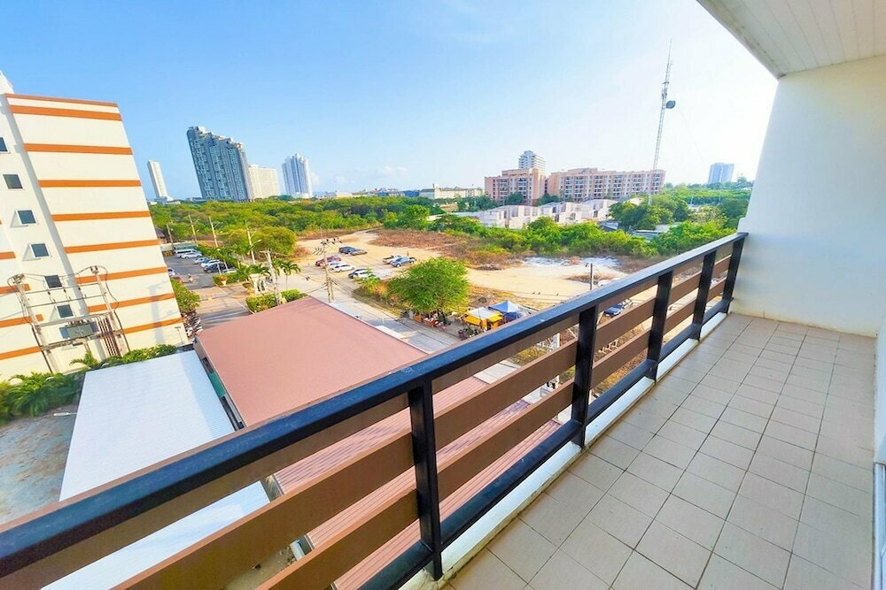 Hotel Sea Breeze Residence, Pattaya, photo