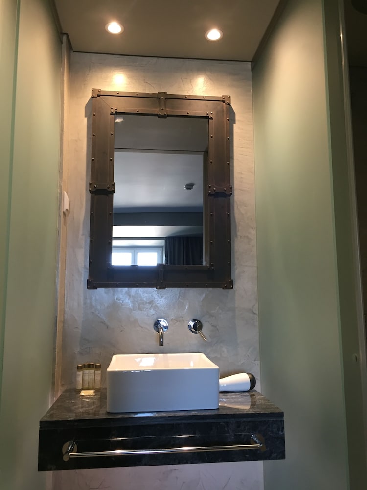 Фото Hotel Dalma Old Town