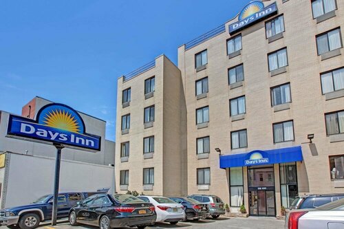 Гостиница Days Inn by Wyndham Brooklyn в Нью-Йорке