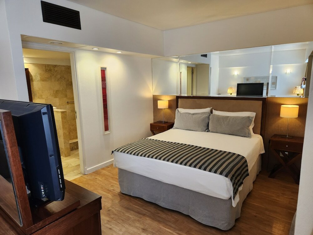 Фото Grand King Hotel