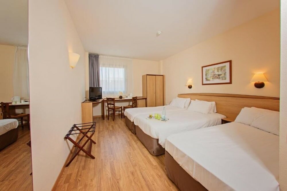 Фото Hotel Yit Ciudad de Elche