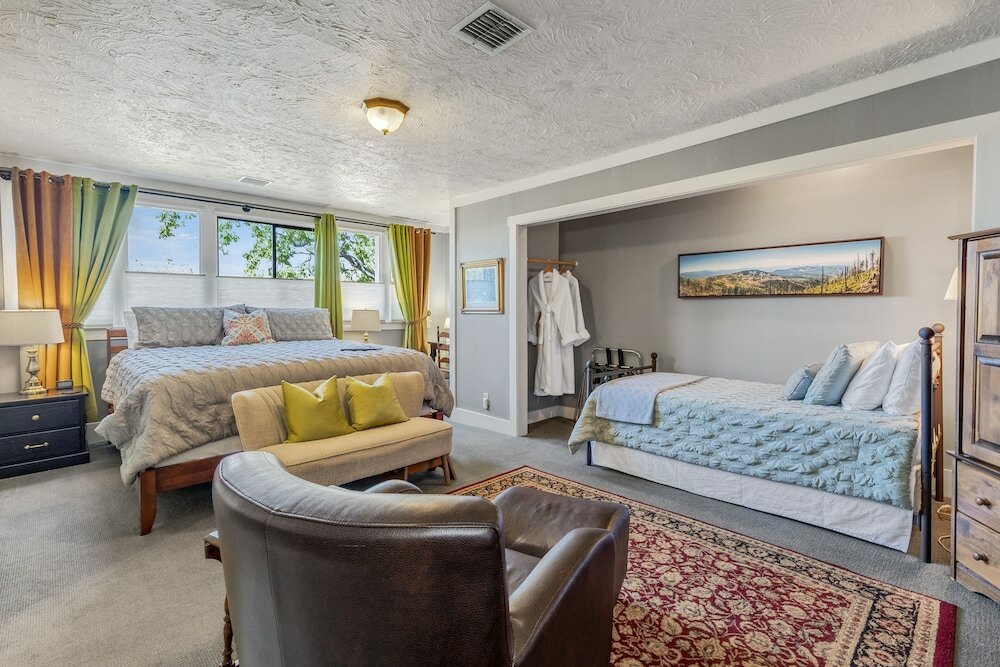 Фото Oak Hill Bed & Breakfast