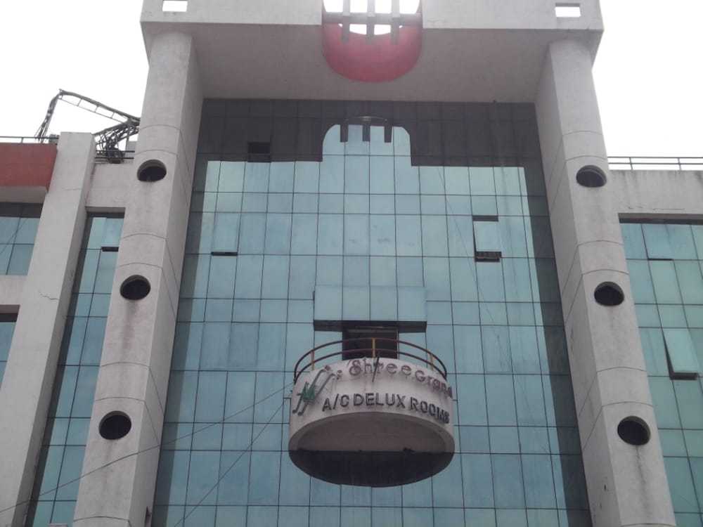 Фото отеля 2