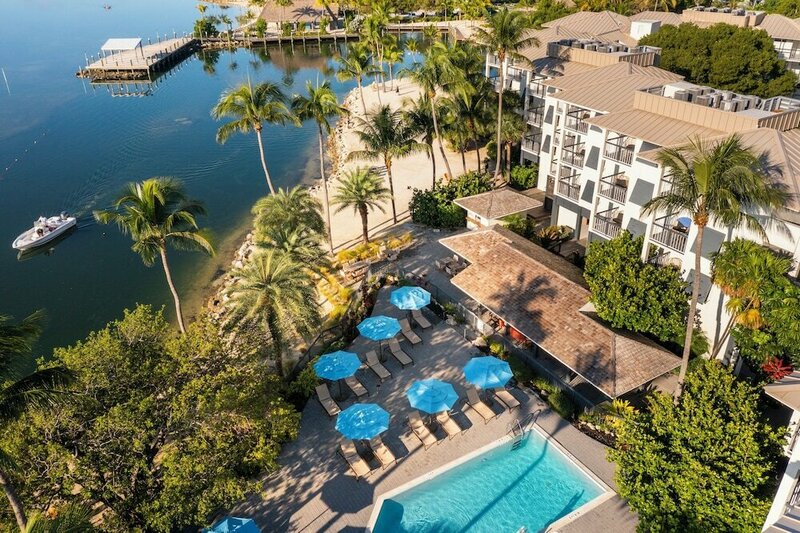 Гостиница Pelican Cove Resort & Marina