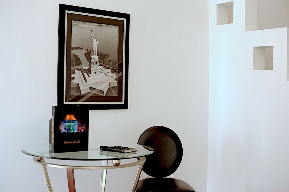 Фото Chateau Avalon, Ascend Hotel Collection