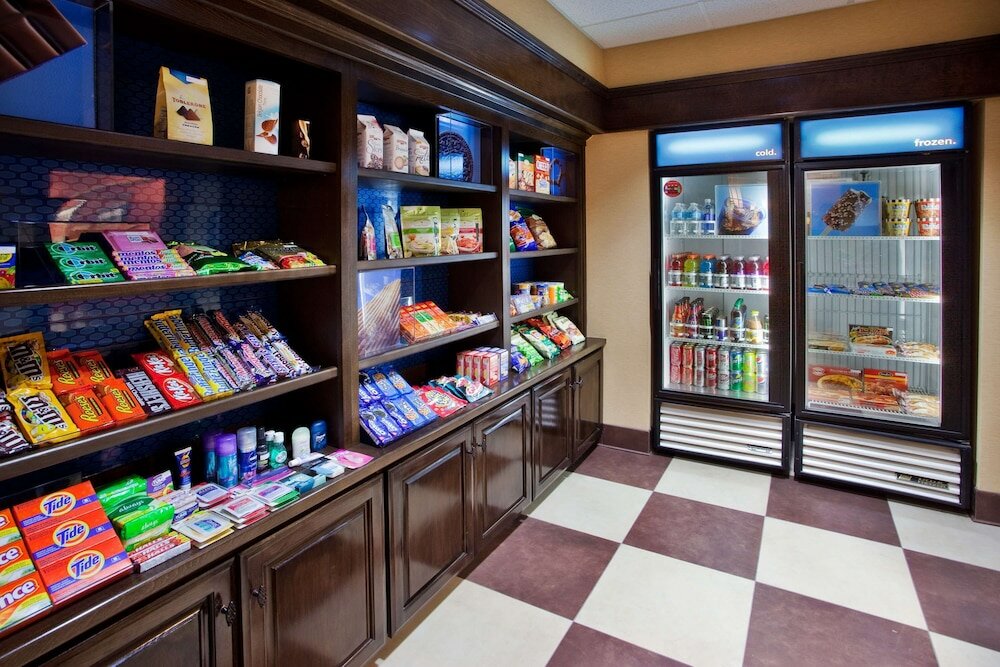 Фото Hampton Inn & Suites Oxford Anniston